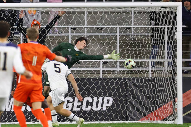 队的战术选 队的战术选